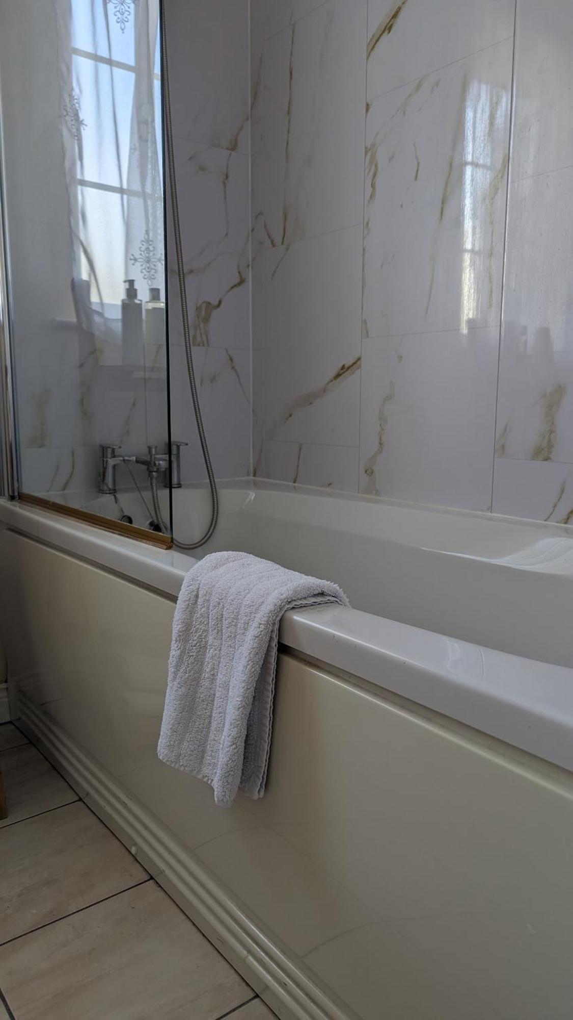 Cosy Fermanagh Home - The Cosy Beech Lisnaskea Ngoại thất bức ảnh